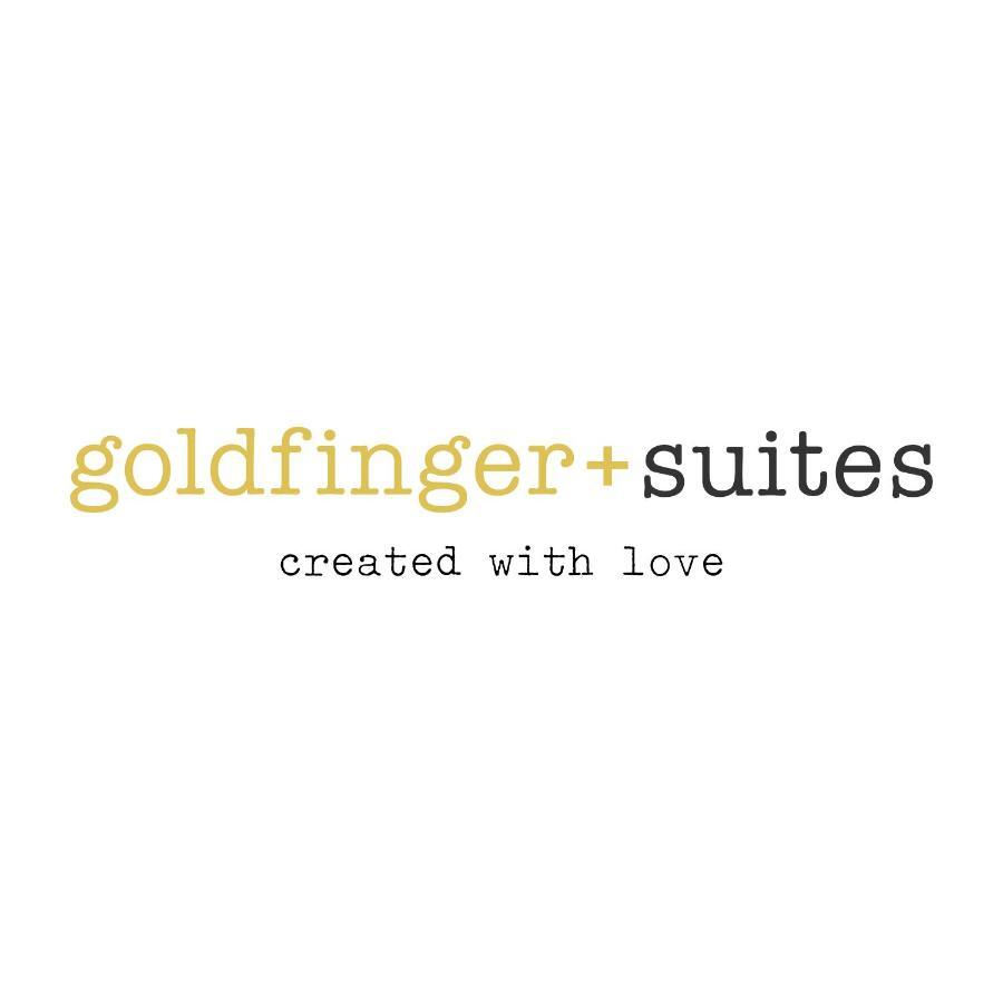 Goldfinger + Suites Lana Bagian luar foto